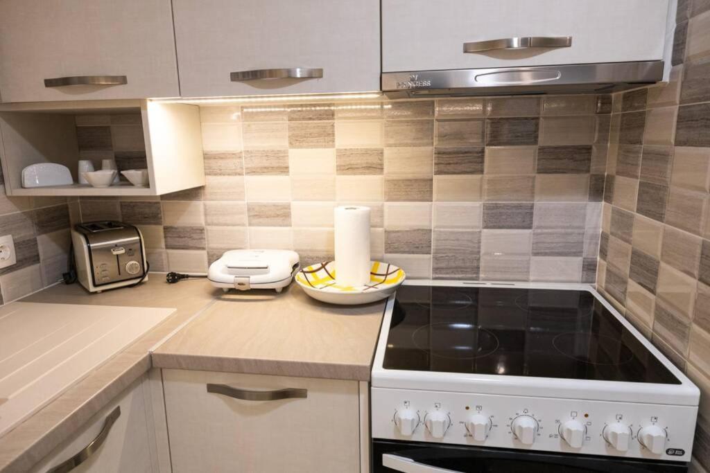 D3 Central Stylish Apartment Golos Dış mekan fotoğraf