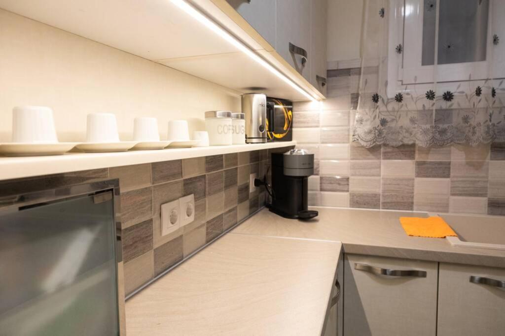 D3 Central Stylish Apartment Golos Dış mekan fotoğraf
